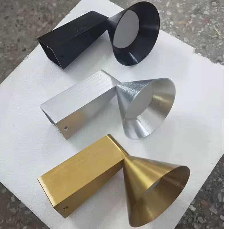 Arandela Geométrica Minimalista Cone