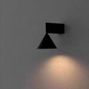 Arandela Geométrica Minimalista Cone