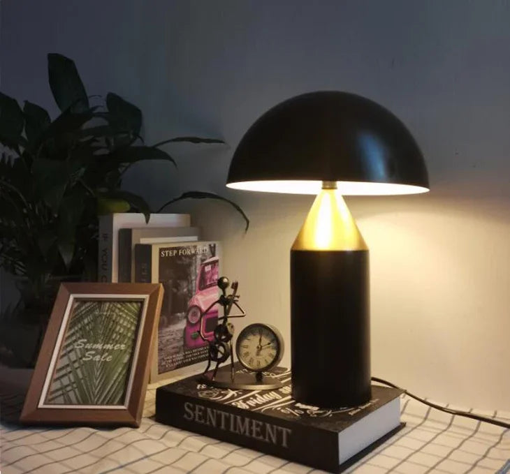 Abajur Cogumelo Luminária de Mesa Metal Calmam